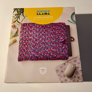 Mondo Llama Crochet Pouch Kit New Sealed Art Diy Craft Fun Colorful Handy
